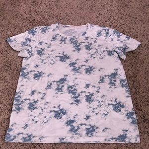 Tis die t-shirt size small